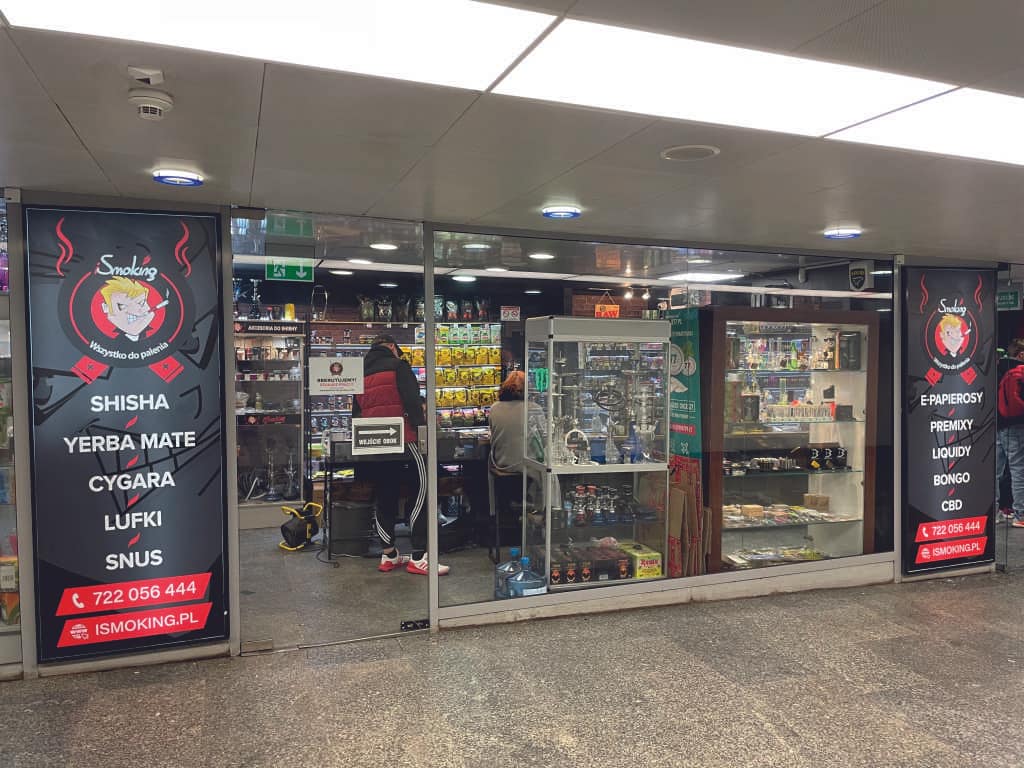 Kasetony reklamowe z licem z PLEXI